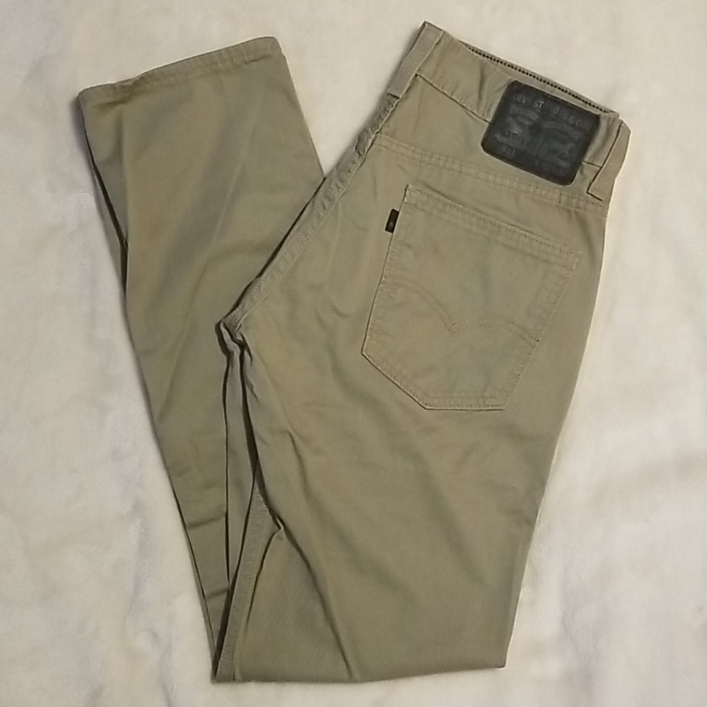 Sand Colored Levi 511 Jeans